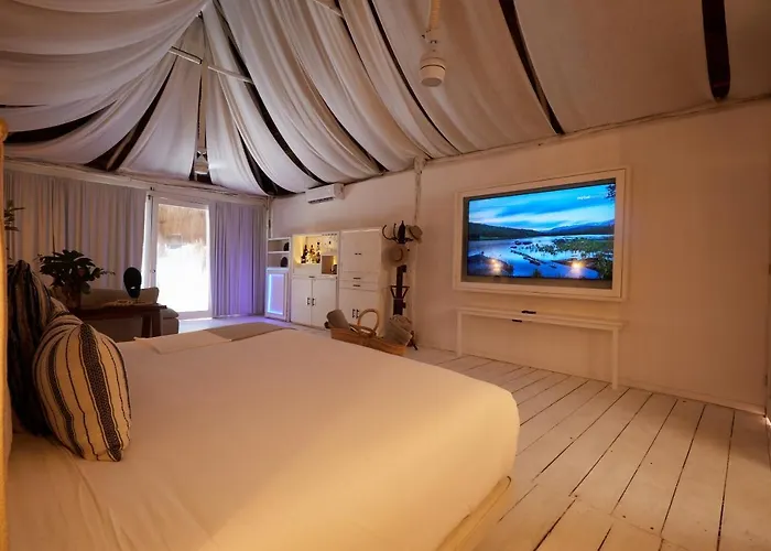 Roc Luxe Hotel 5*